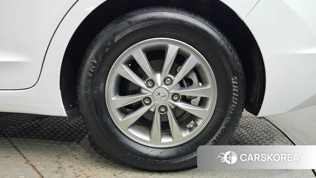 Hyundai The New Avante AD id 4698575 из Кореи 13