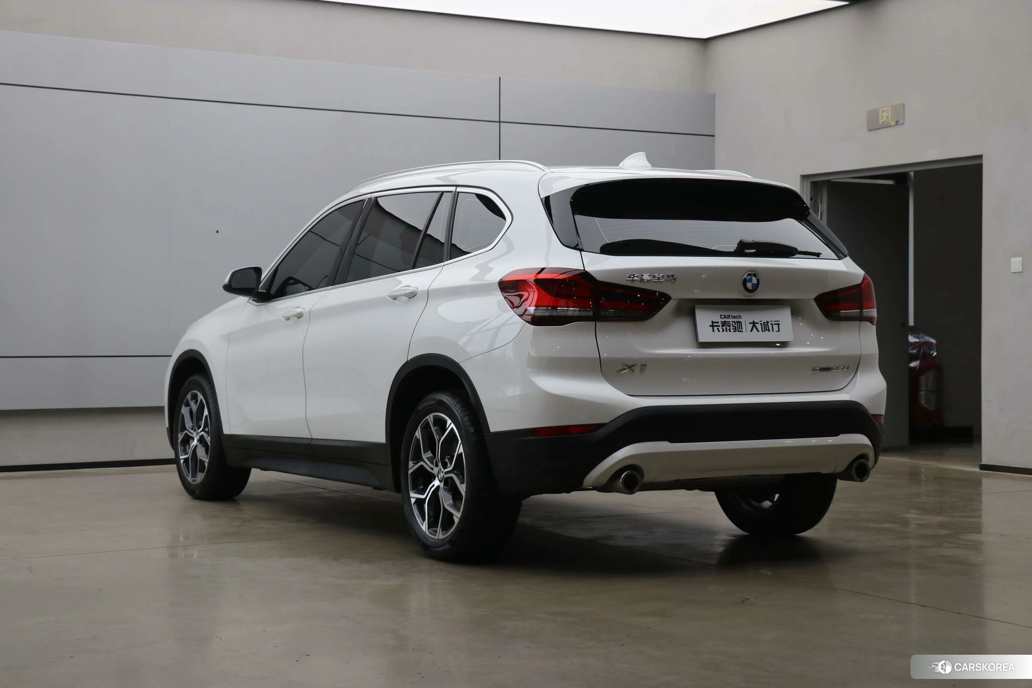 BMW X1 id 4467397 из Китая 13