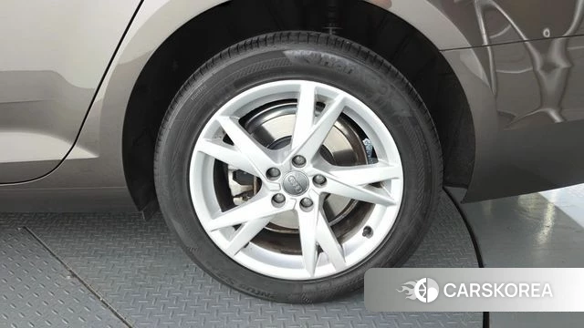 Audi A4 (B9) id 4647749 из Кореи 13