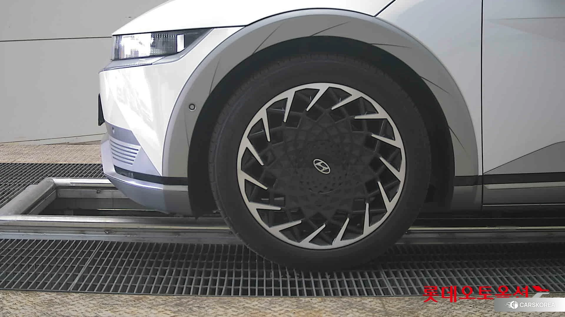 Hyundai IONIQ 5 id 3888345 из Кореи 13