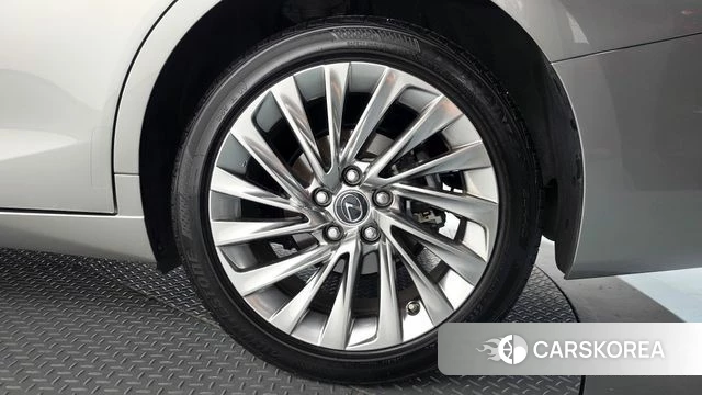 Lexus ES300h 7th generation id 4696737 из Кореи 13