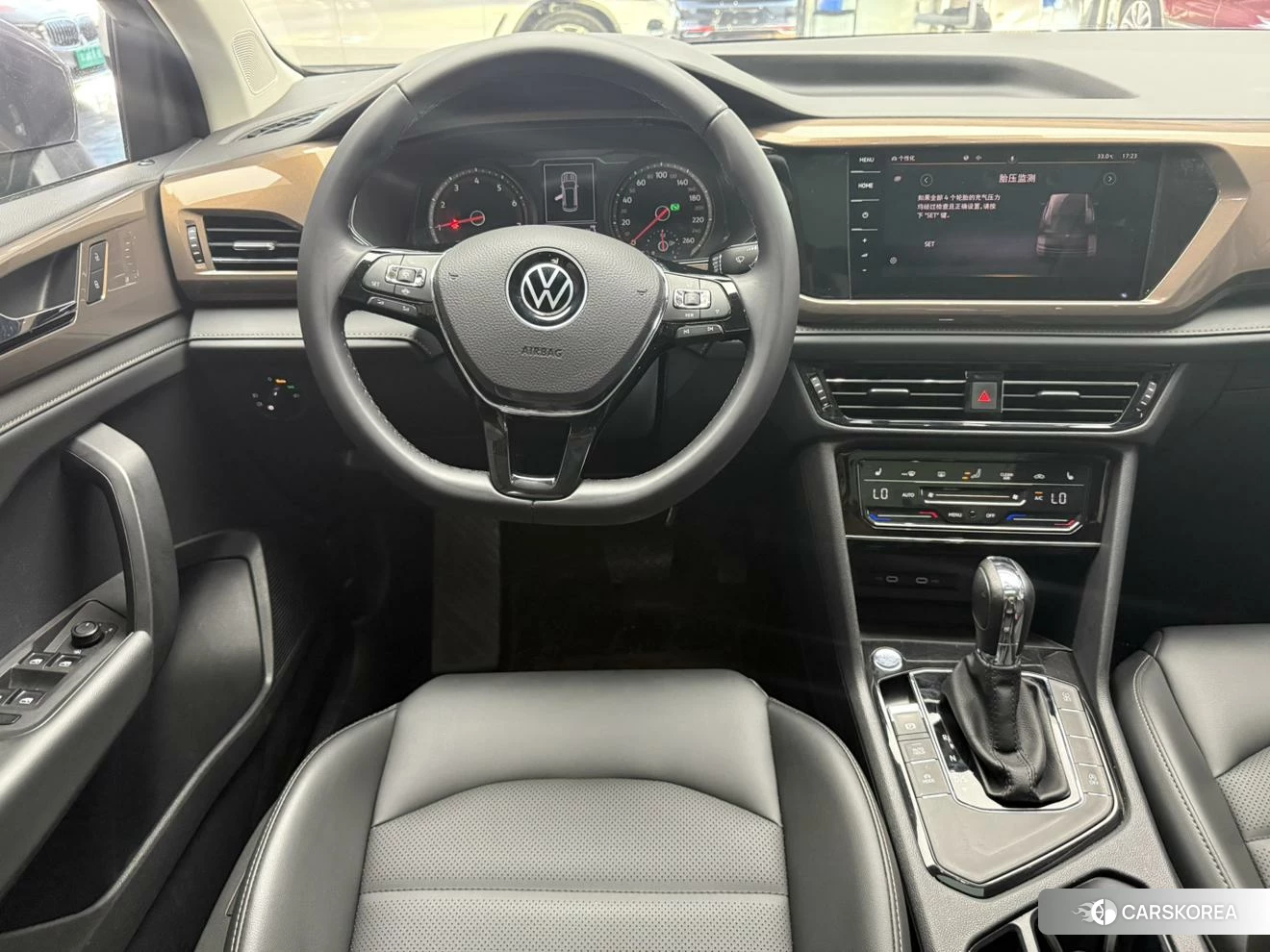 Volkswagen Tuyue id 4452802 из Китая 13