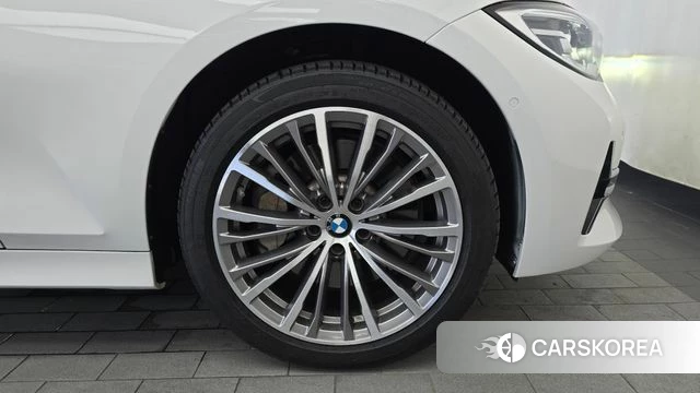 BMW 3 Series (G20) id 4402603 из Кореи 13