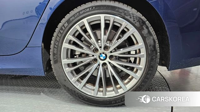 BMW 3 Series (G20) id 4562857 из Кореи 13