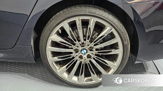 BMW 5 Series (G30) id 4677972 из Кореи 13