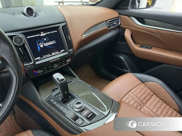 Maserati Levante id 4240459 из Китая 13