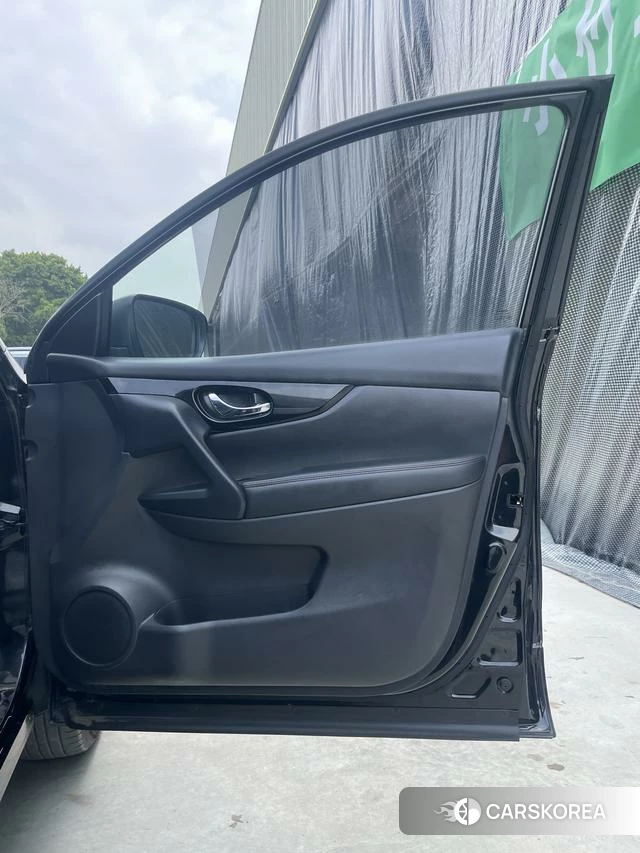 Nissan Qashqai id 4260022 из Китая 13