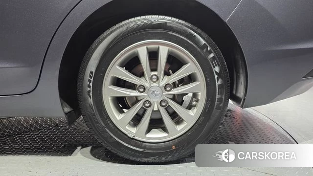 Hyundai The New Avante AD id 4713161 из Кореи 13