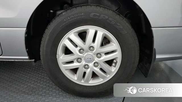 Hyundai The New Grand Starex id 4496188 из Кореи 13