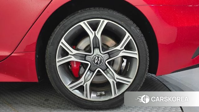 Kia Stinger id 4713302 из Кореи 13