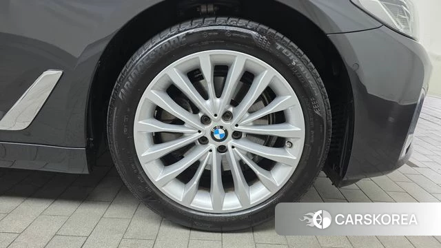 BMW 5 Series (G30) id 4355006 из Кореи 13