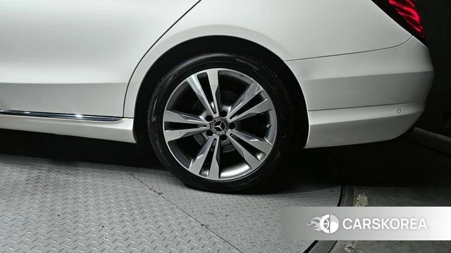 Mercedes-Benz C-Class W205 id 4251342 из Кореи 13