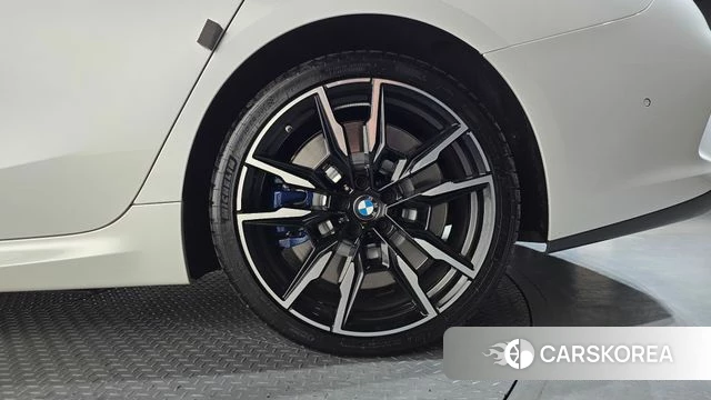 BMW 8 Series (G15) id 4739915 из Кореи 13