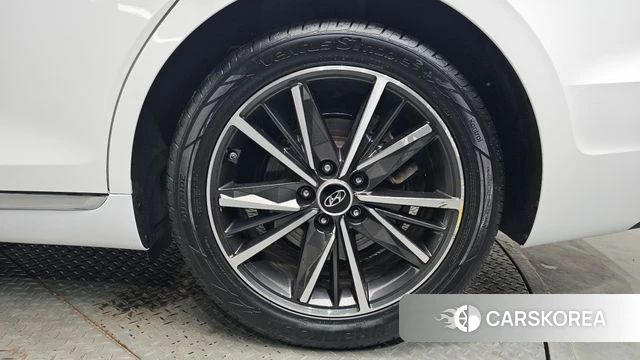 Hyundai The New Grandeur IG id 4337953 из Кореи 13