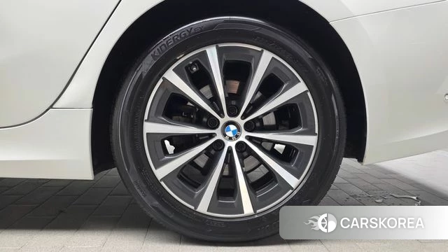 BMW 3 Series (G20) id 4683982 из Кореи 13