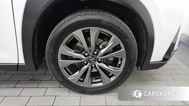 Lexus UX250h id 4542448 из Кореи 13