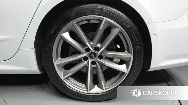 Audi A7 (4K) id 4517995 из Кореи 13