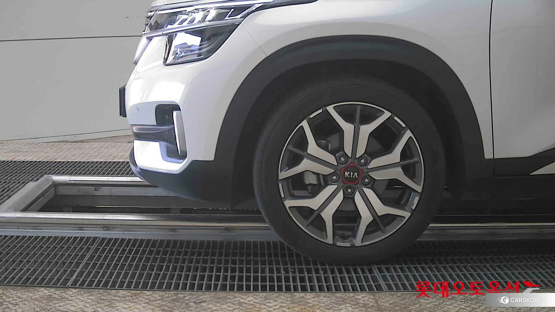 Kia Seltos id 3882156 из Кореи 13