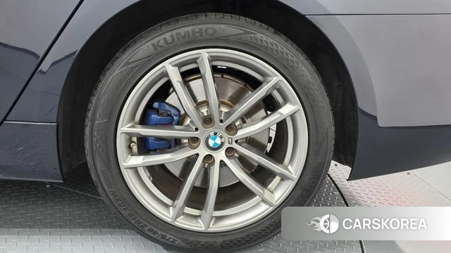 BMW 5 Series (G30) id 4615523 из Кореи 13