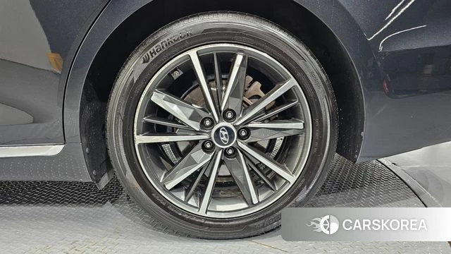 Hyundai The New Grandeur IG id 4284745 из Кореи 13