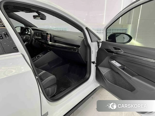 Volkswagen Golf id 4301524 из Китая 13