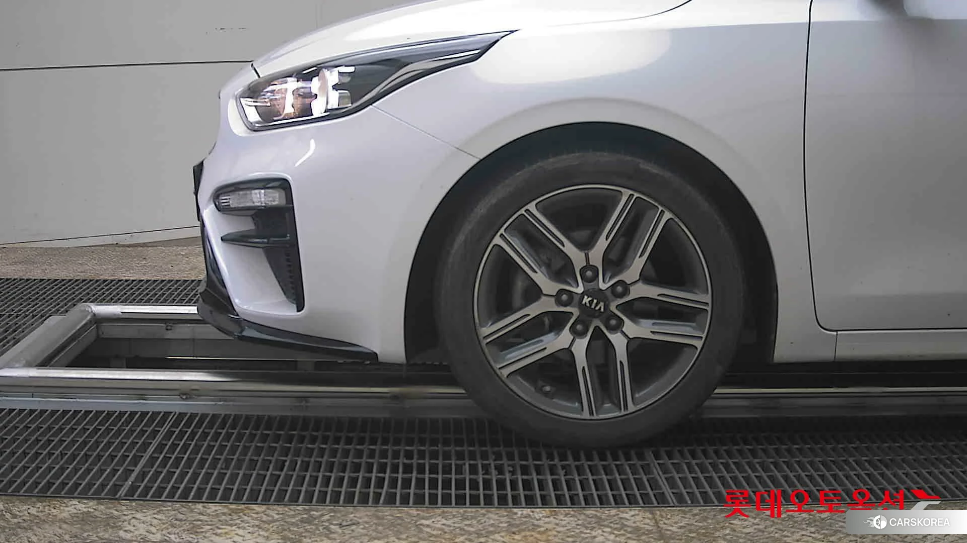 Kia K3 id 3869414 из Кореи 13