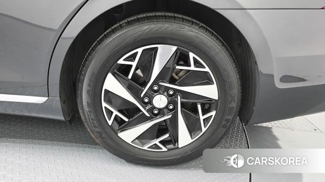 Hyundai The New Grandeur IG Hybrid id 4196226 из Кореи 13