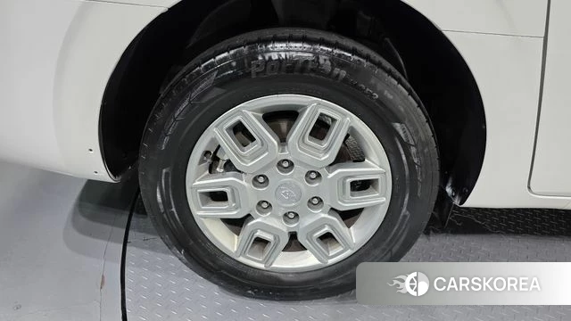 Hyundai Staria id 4528218 из Кореи 13