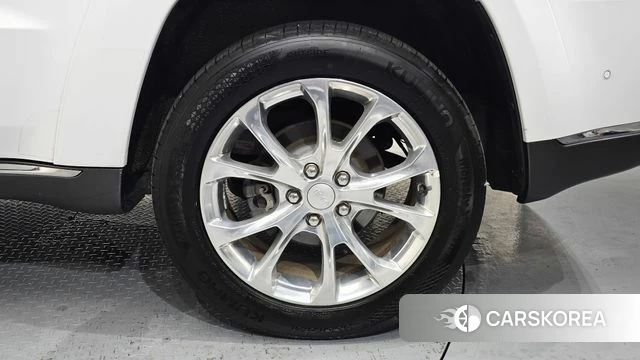 Jeep Grand Cherokee id 4688755 из Кореи 13