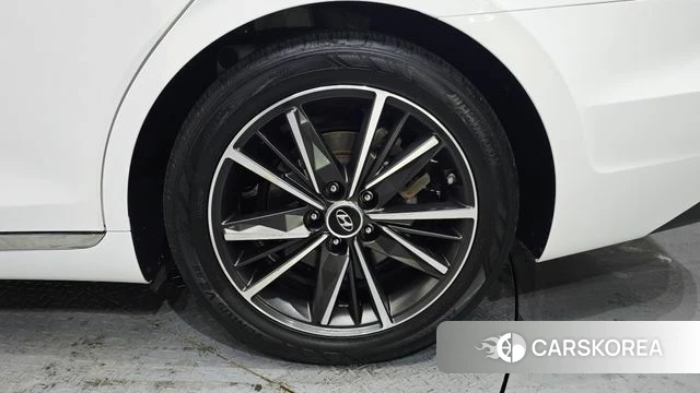 Hyundai The New Grandeur IG id 4613861 из Кореи 13