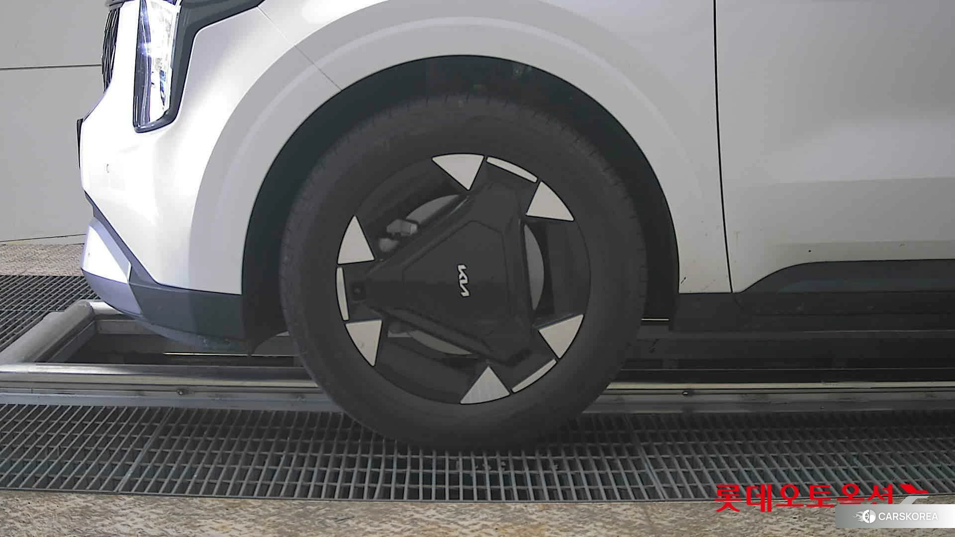 Kia Carnival Hybrid id 3882127 из Кореи 13