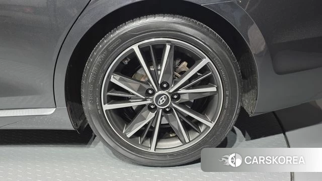 Hyundai The New Grandeur IG id 4304020 из Кореи 13