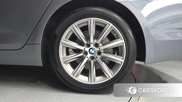 BMW 5 Series (G30) id 4403456 из Кореи 13