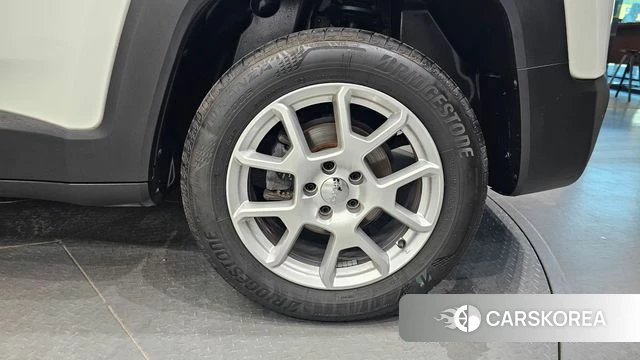 Jeep Renegade id 4731564 из Кореи 13