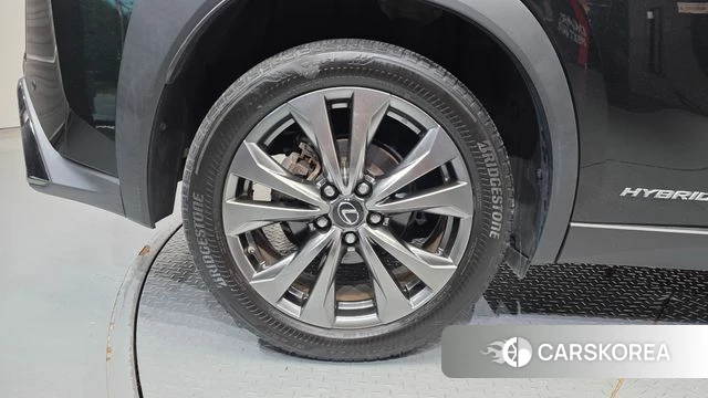Lexus UX250h id 4698097 из Кореи 13