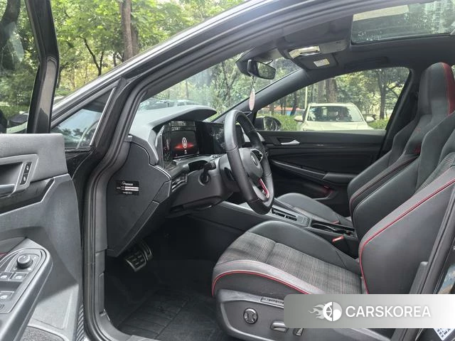 Volkswagen Golf GTI id 4298114 из Китая 13