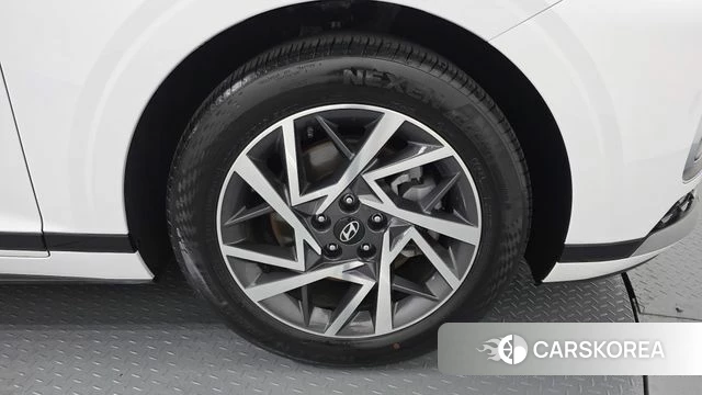 Hyundai Grandeur (GN7) id 4388136 из Кореи 13