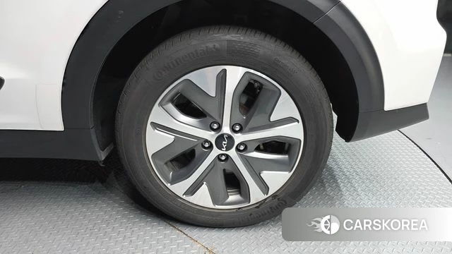 Kia Niro Plus id 4422900 из Кореи 13