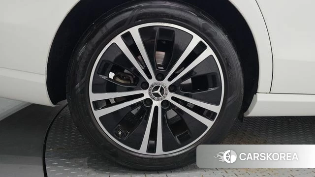 Mercedes-Benz E-Class W213 id 4741170 из Кореи 13