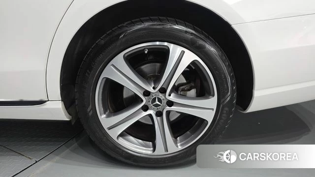 Mercedes-Benz E-Class W213 id 4543266 из Кореи 13