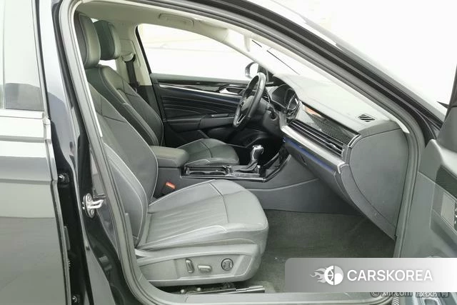Volkswagen Passat PHEV id 4264109 из Китая 13