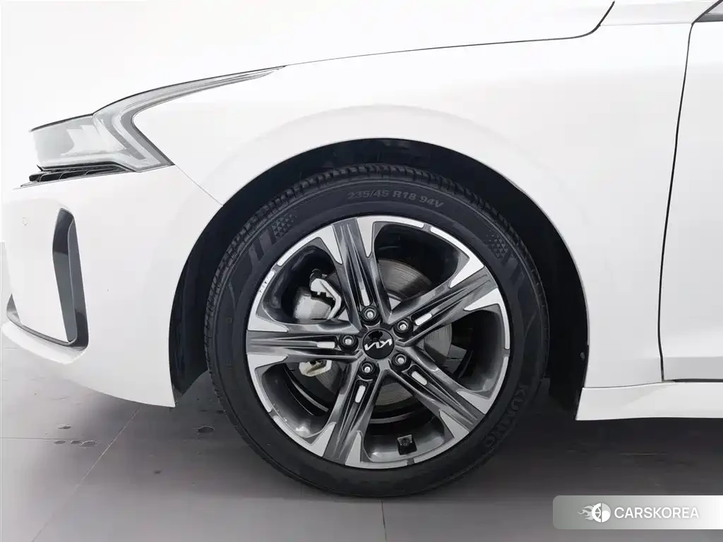 Kia K5 id 4578279 из Китая 13