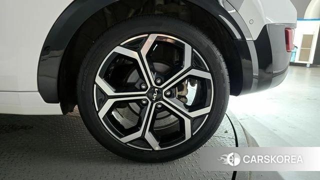Kia Di Ol Nu Niro id 4382908 из Кореи 13