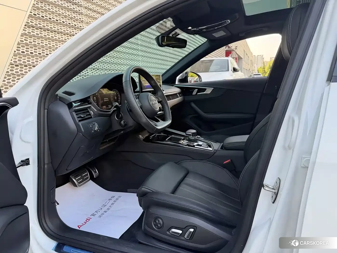 Audi A4L id 4681179 из Китая 14