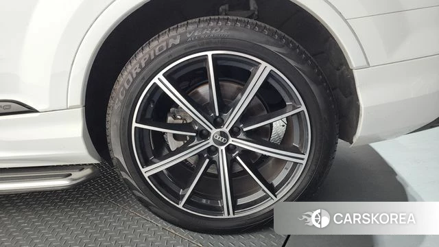 Audi Q7 (4M) id 4642012 из Кореи 13