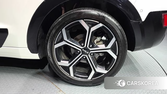 Kia Di Ol Nu Niro id 4355331 из Кореи 13
