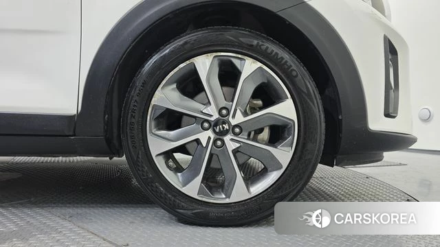 Kia Stonic id 4667806 из Кореи 13
