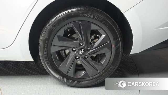 Hyundai Avante (CN7) id 4202750 из Кореи 13