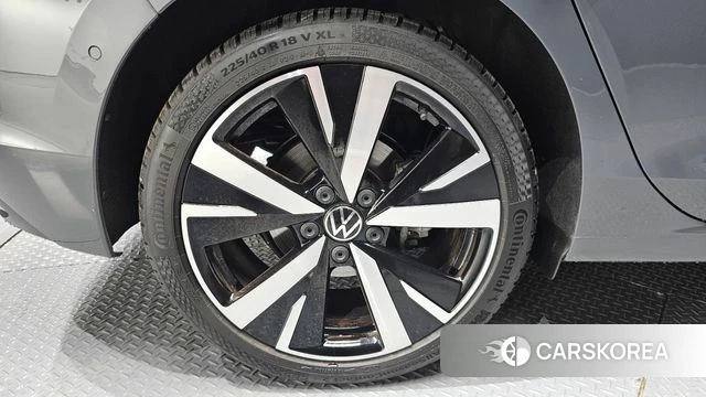 Volkswagen Golf 8th Generation id 4474157 из Кореи 13