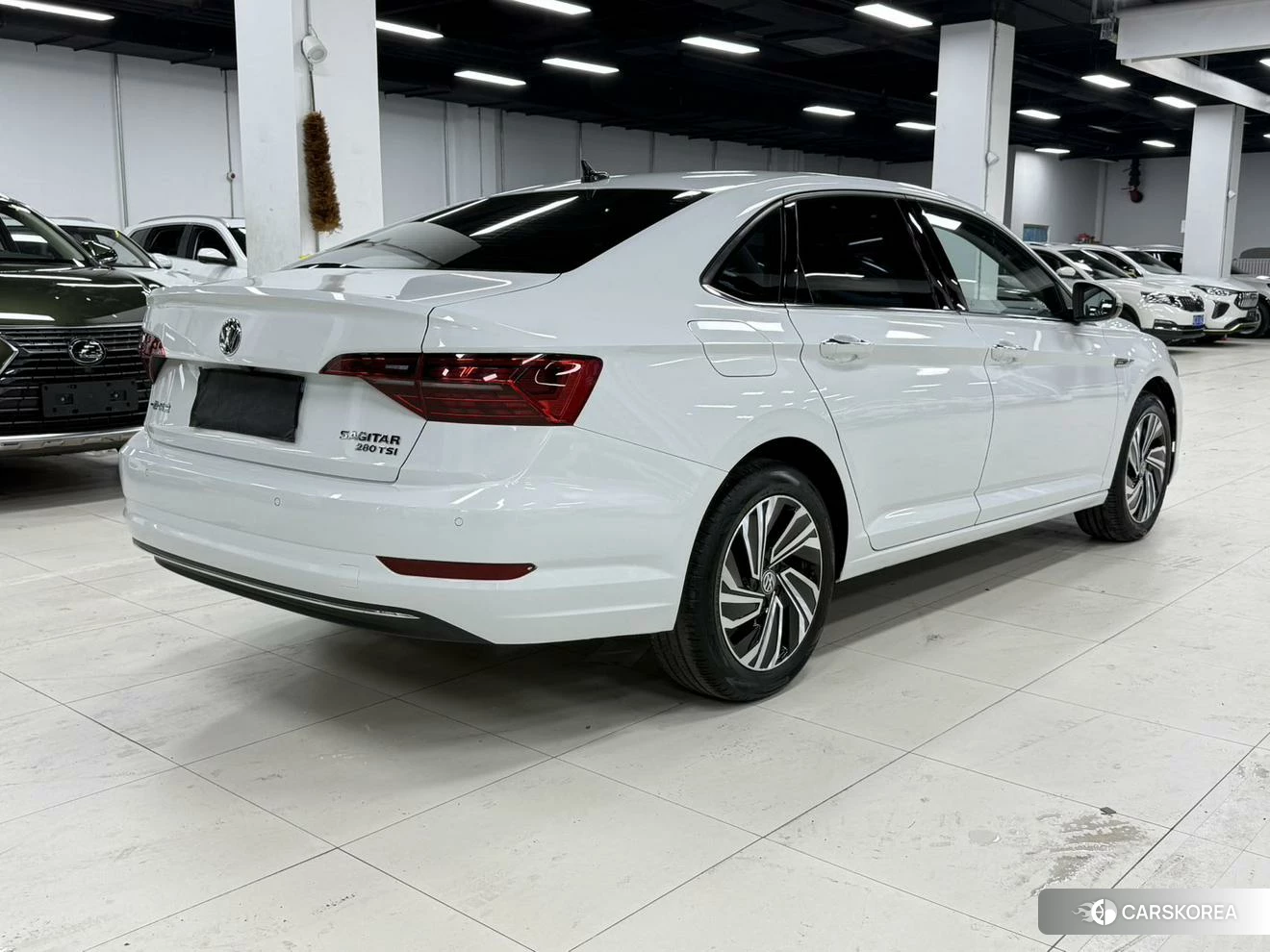 Volkswagen Sagitar id 4510406 из Китая 13